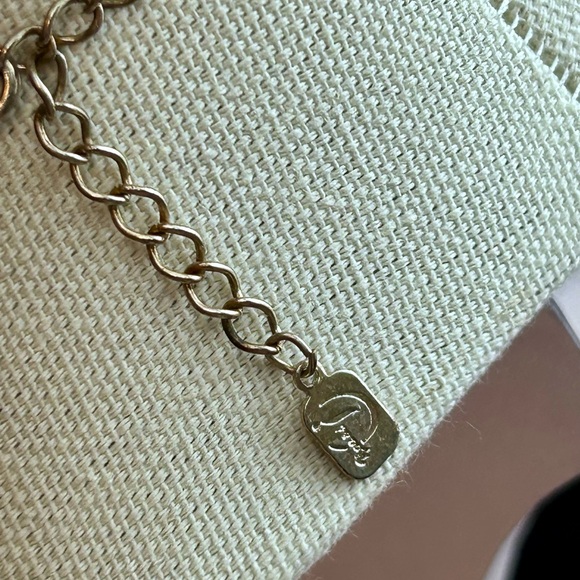 Vintage Trifari Chunky Blue & White Etched Oval Beaded Choker Necklace 17”-20” - Picture 8 of 8